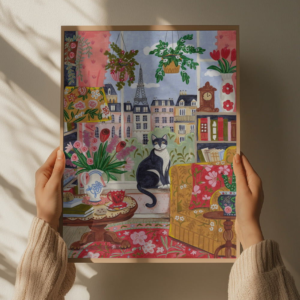 Pariser Fensterinterieur mit Katze und Blick auf den Eiffelturm