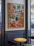 Pariser Fensterinterieur mit Katze und Blick auf den Eiffelturm